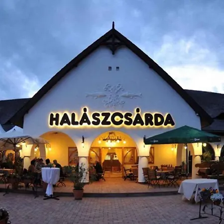 Prázdninový dům In - Balaton 19022 *