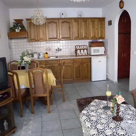 度假居 In - Balaton 19022 凯斯特海伊